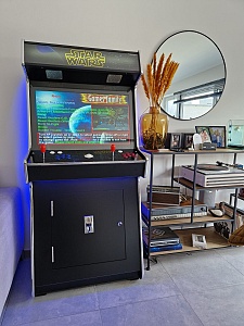 A-G 32 LCD arcade met 4500 GAMES SLIM CASE 'STAR WARS' + LED verlichting met afstandsbediening 1